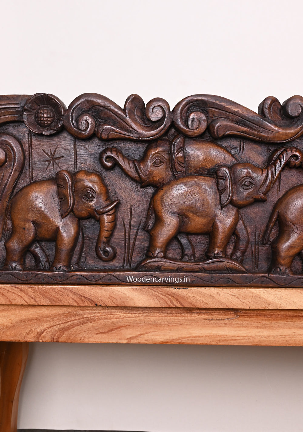 Attractive Horizontal Elephants Hooks Fixed Wall Mounting Wall Decoration Wax Brown Handcrafted Wall Panel 48.5"