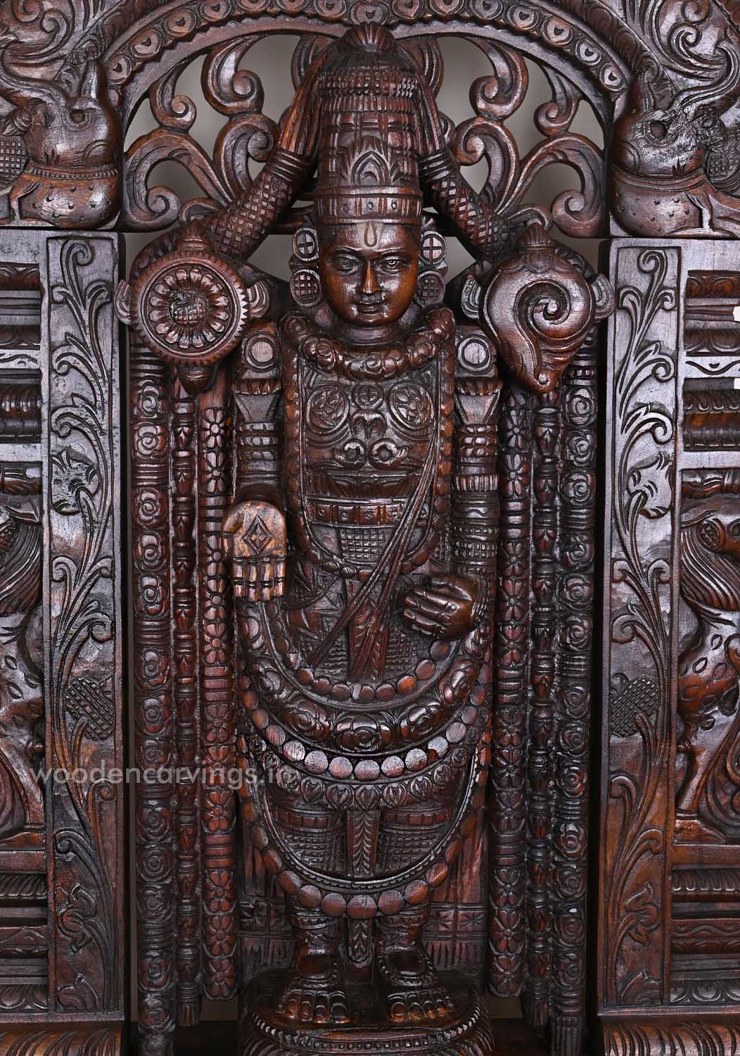 Decorative Wooden Lord Balaji Standing Prabhavali With Pillar and Arch Handcrafted Pooja Decor Sculpture 43"