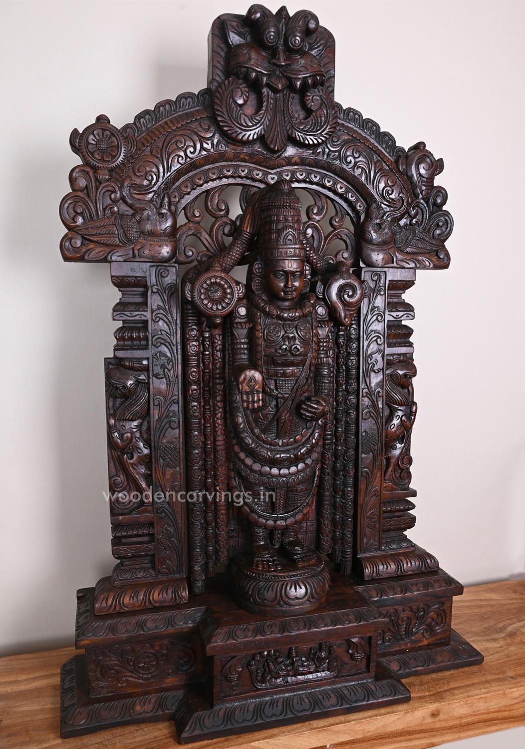 Decorative Wooden Lord Balaji Standing Prabhavali With Pillar and Arch Handcrafted Pooja Decor Sculpture 43"