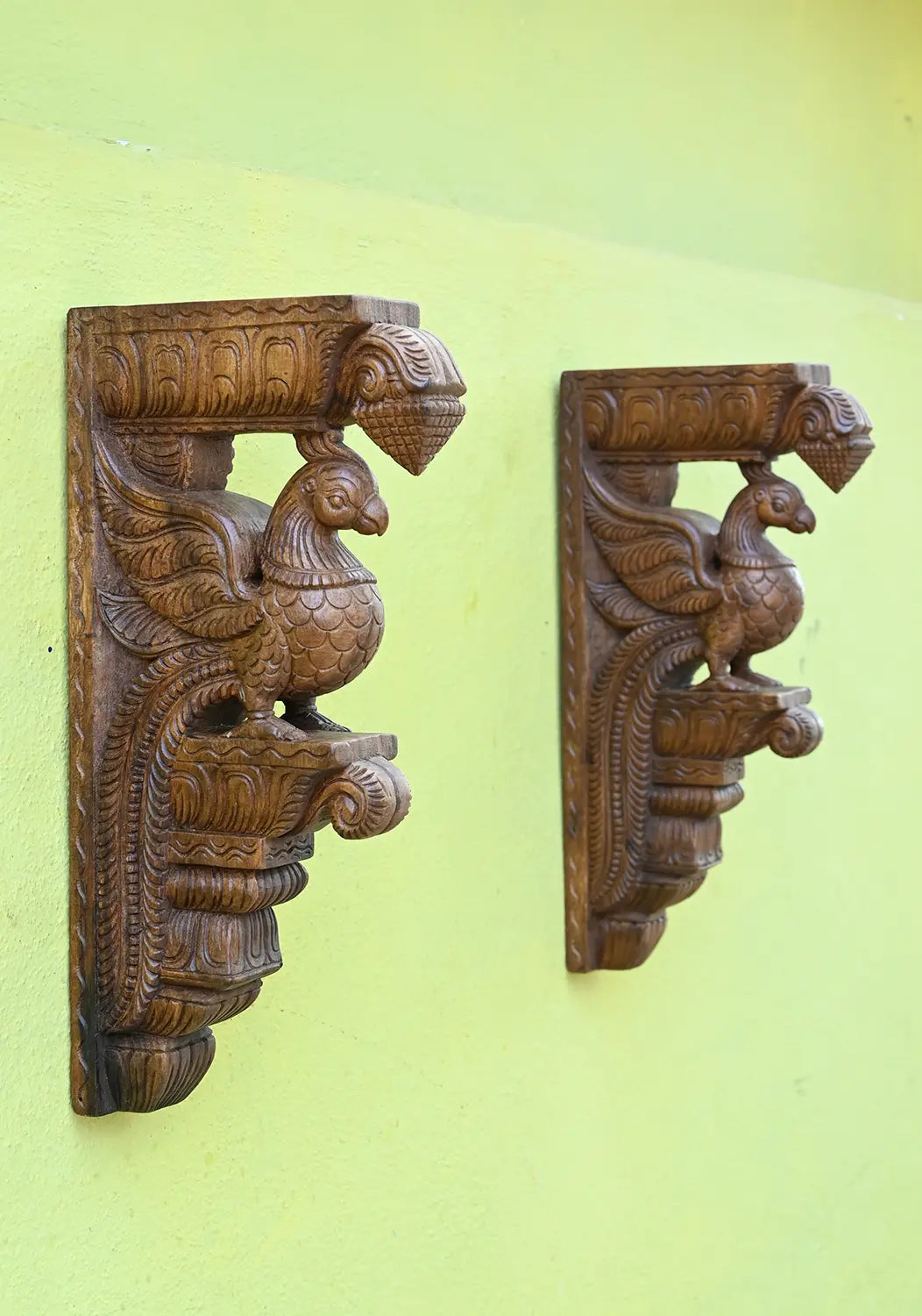 Wall Hanging Wood Paired Parrots Brackets 18"