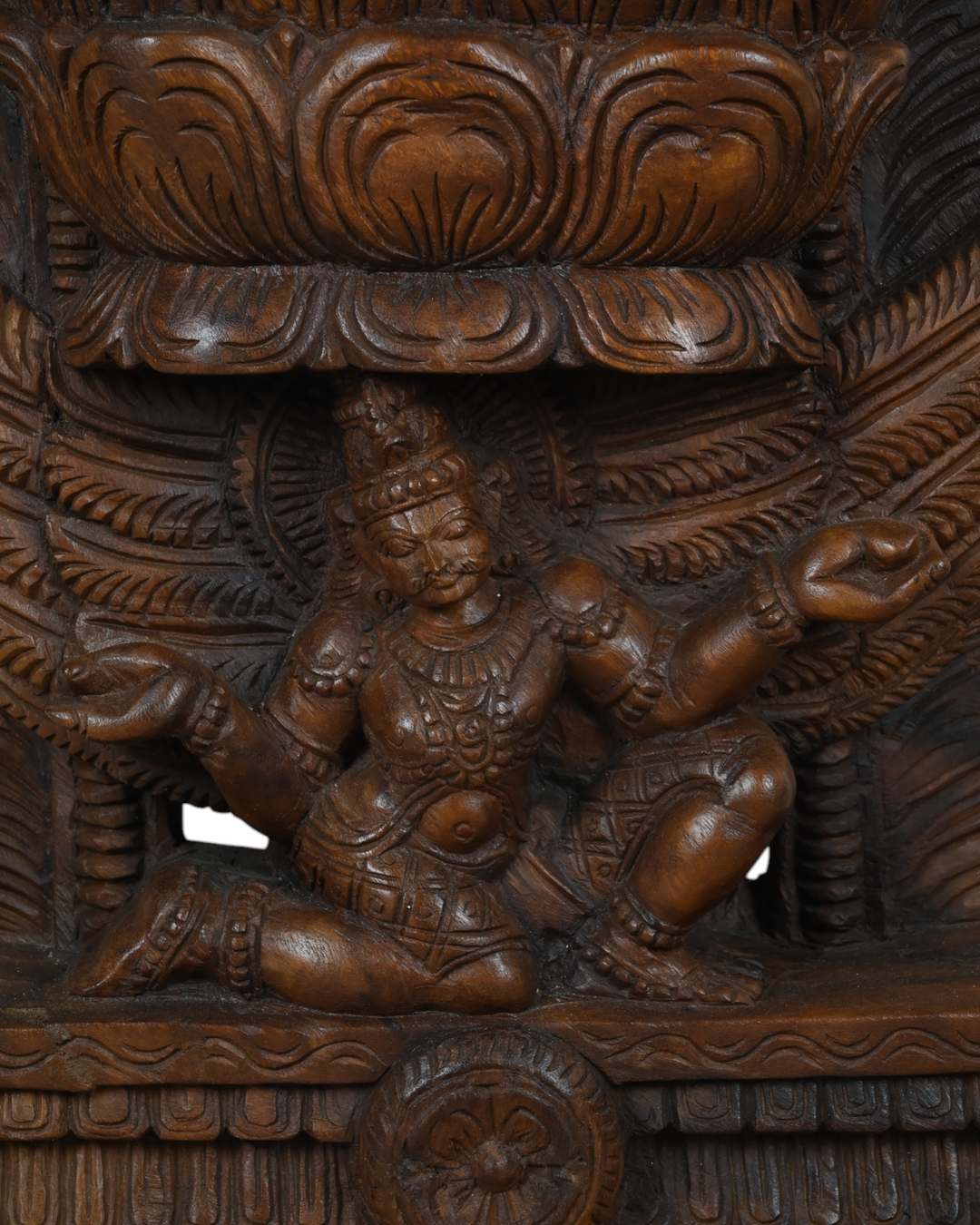 Hindu Deity Garuda in Devotional Worship 60"